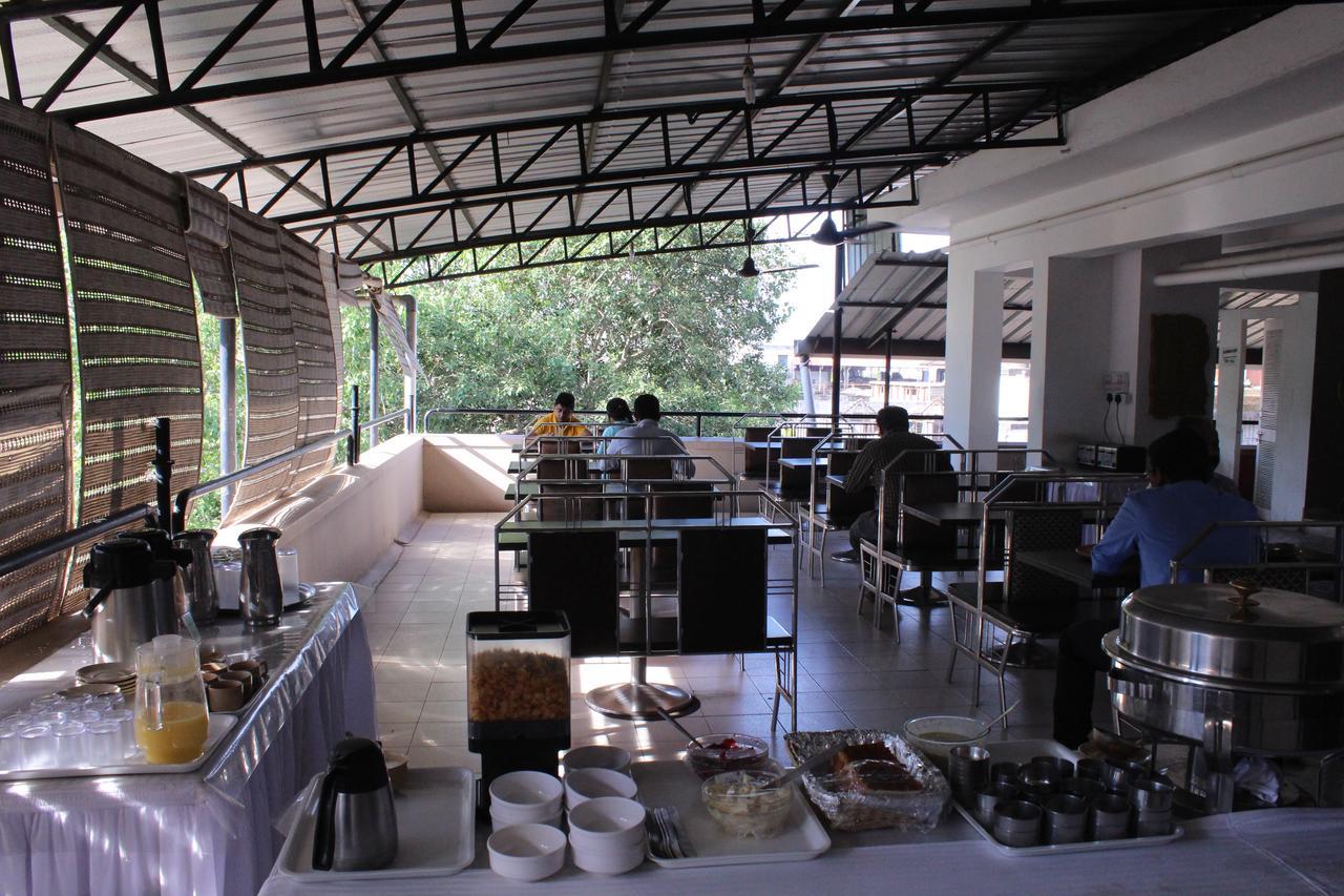 Hotel Mangalore International Exteriér fotografie