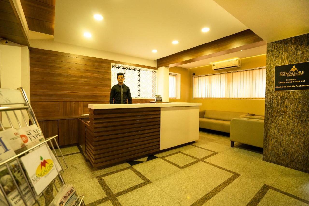 Hotel Mangalore International Exteriér fotografie